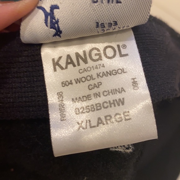 Kangol cap style hat in good condition black - Picture 11 of 11